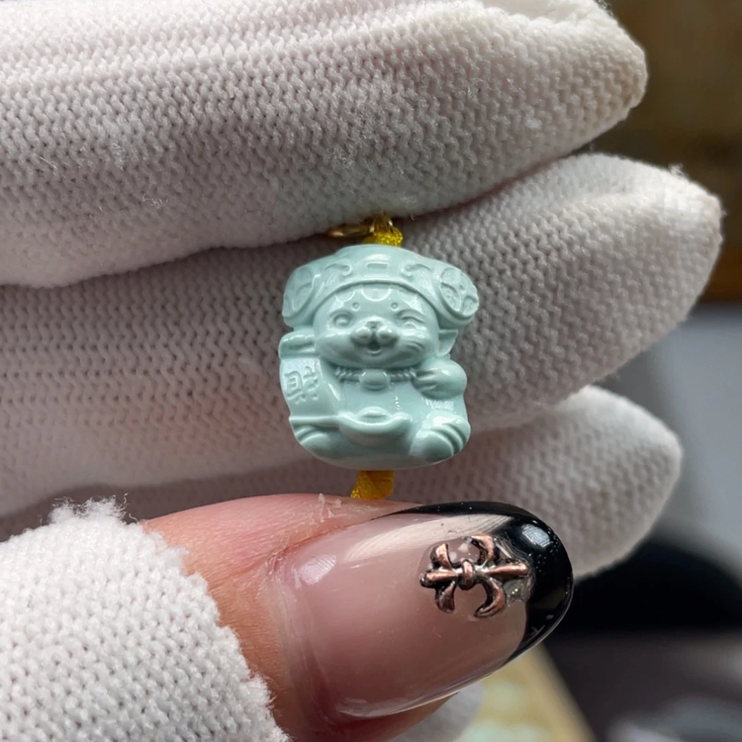 绿松石未镶嵌挂件