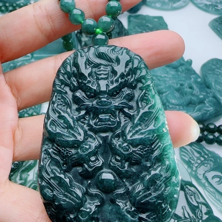 翡翠未镶嵌颈饰多样性发货天然A货翡翠