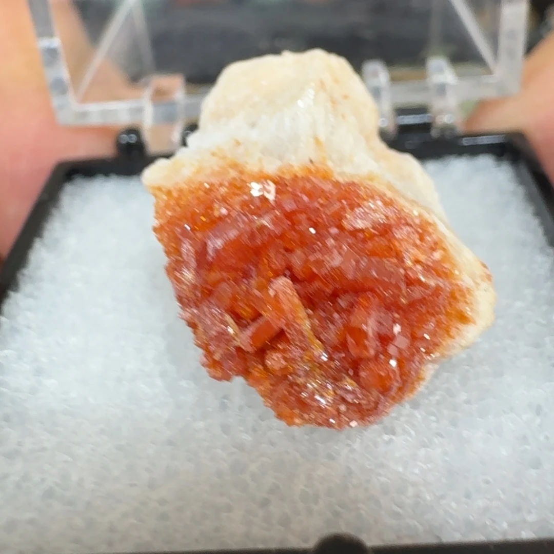 月下珠宝严选矿物