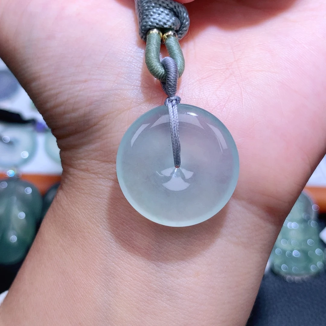 颈饰未镶嵌翡翠扣子