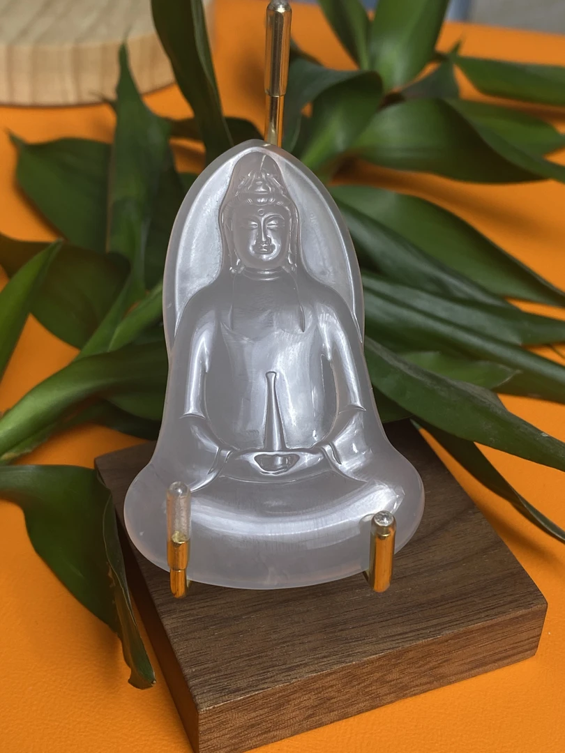 （鼎轩珠宝）天然俄料石英质玉5/7牌大观音 老胶料 高工雕刻 福利款