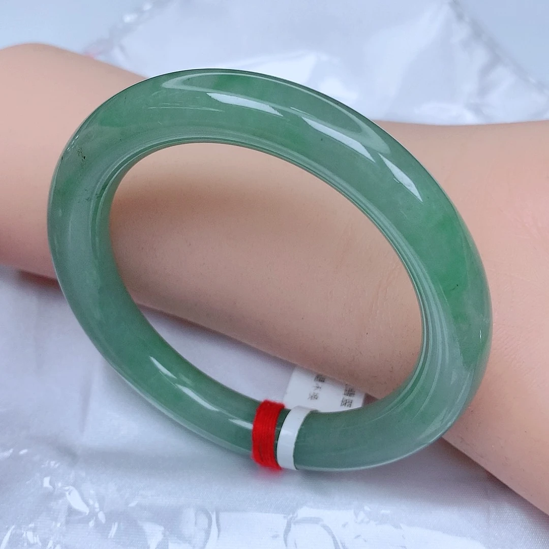 【闪购商品】翡翠手镯未镶嵌，55