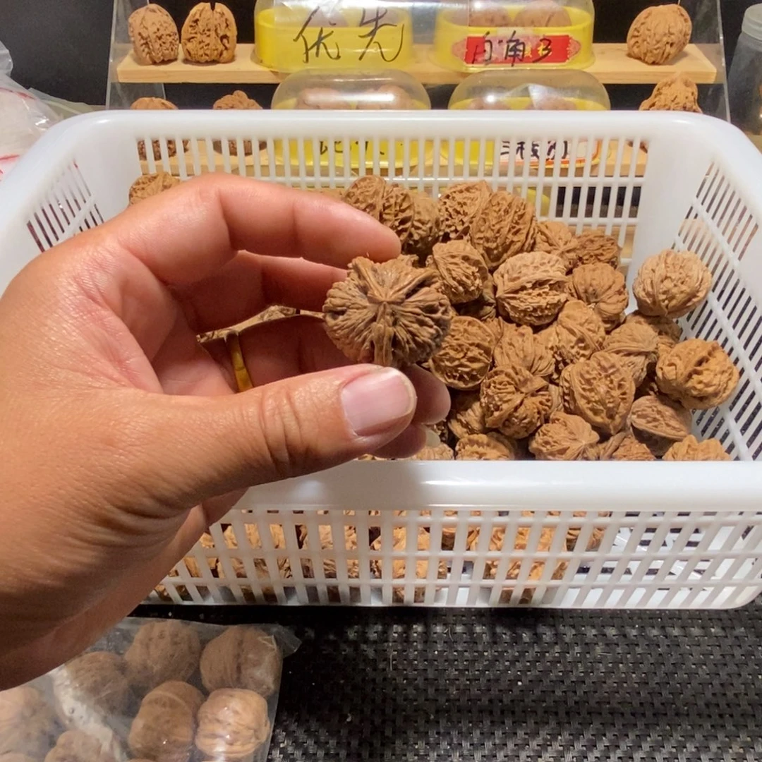 ****饭吊坠文玩核桃核桃异形