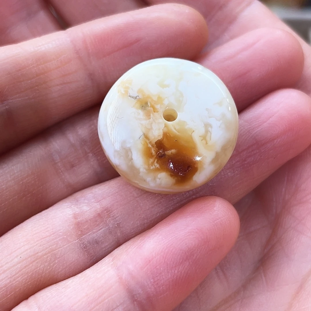 琥珀颈饰未镶嵌蜜蜡扣