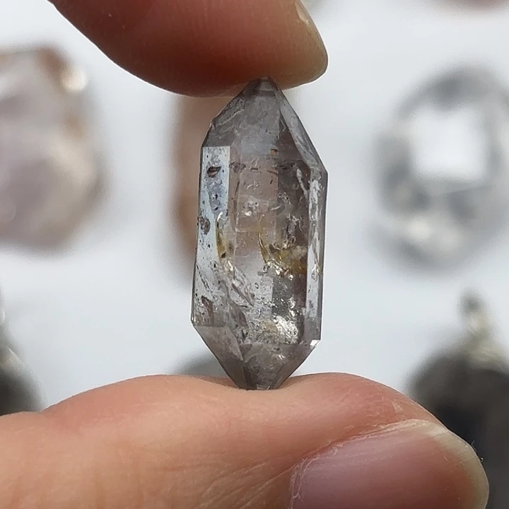 水晶未镶嵌颈饰闪灵钻24mm+