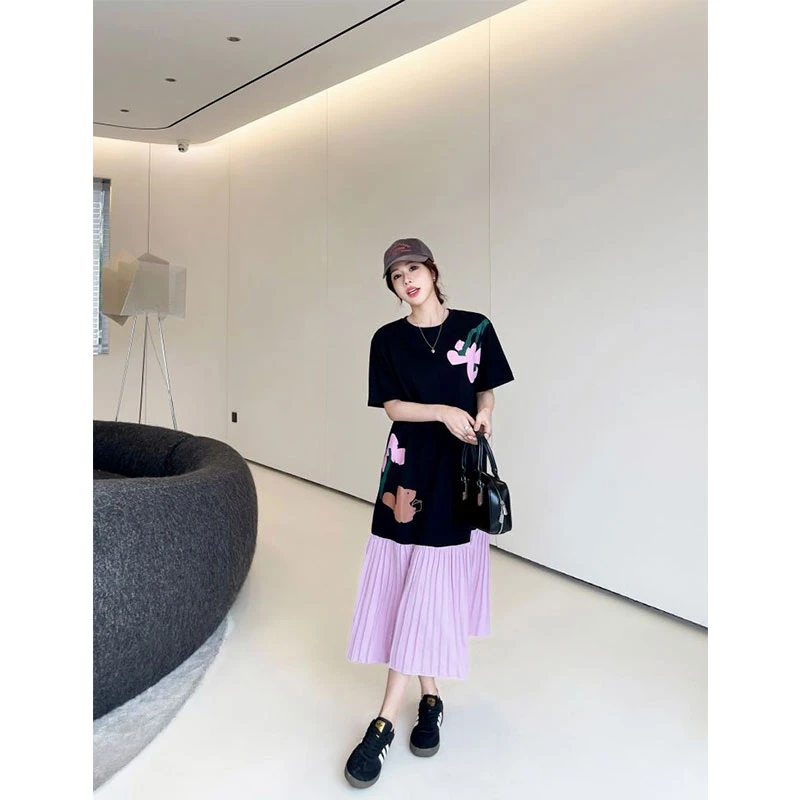 【桃下松鼠】2025夏新款宽松显瘦拼接压褶裙摆印花短袖连衣裙