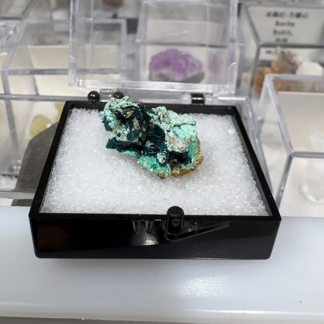 月下珠宝严选矿物