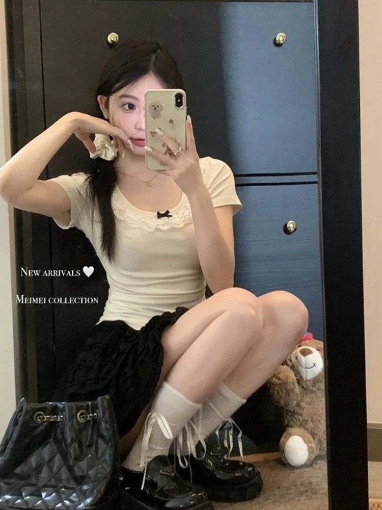 2025（200-299）修身显瘦辣妹夏季性感百搭短款女T时尚设计感