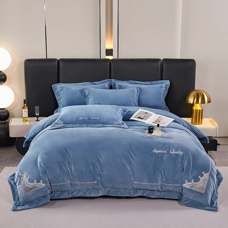 冬季a类加厚牛奶绒床盖款四件套轻奢高级感婴儿绒夹棉床罩双面绒