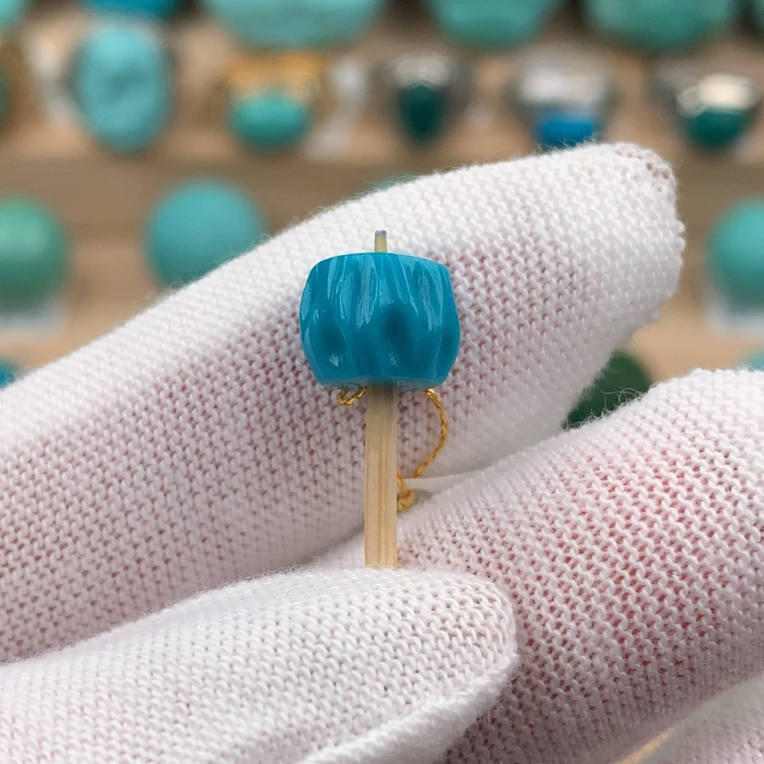 绿松石配饰未镶嵌