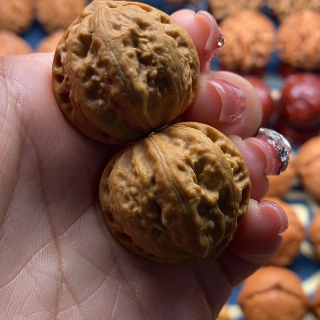 文玩核桃把件精品小手捻