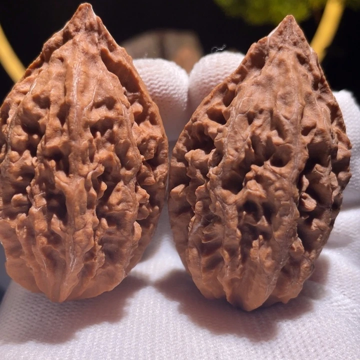 文玩核桃吊坠聚核财睿2