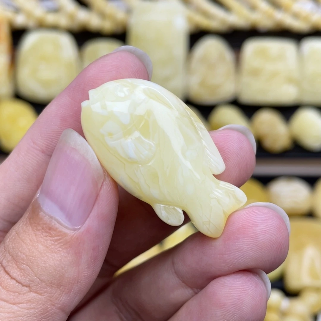 裸石琥珀未镶嵌琥珀蜜蜡