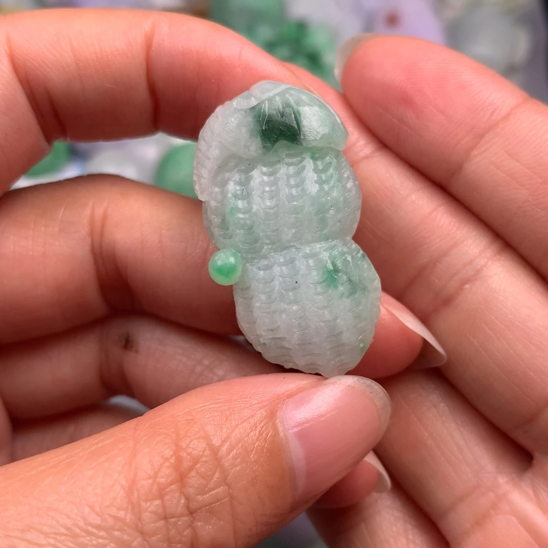 定制翡翠未镶嵌翡翠