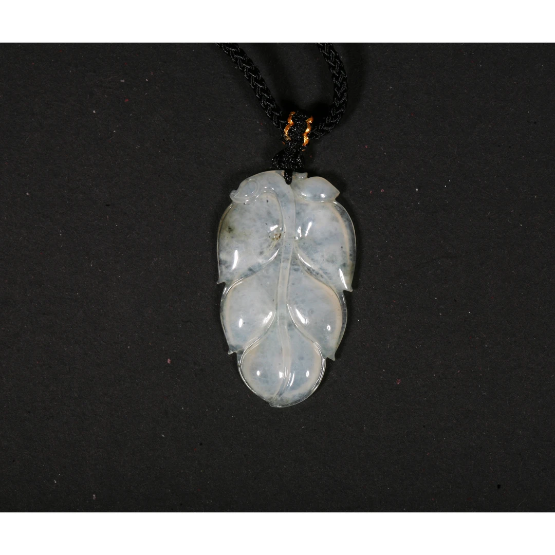 缅甸翡翠叶子项链 G122