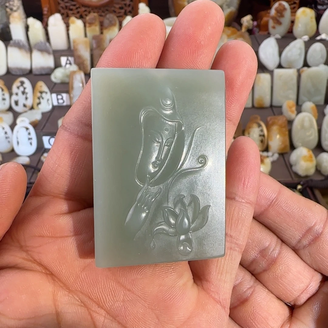 和田玉未镶嵌颈饰