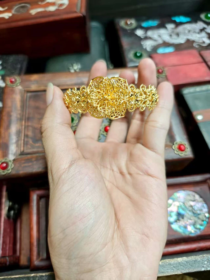 1个现代工艺品摆件JS110现代复古摆件110