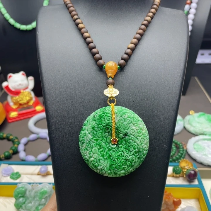 翡翠未镶嵌颈饰翡翠扣子