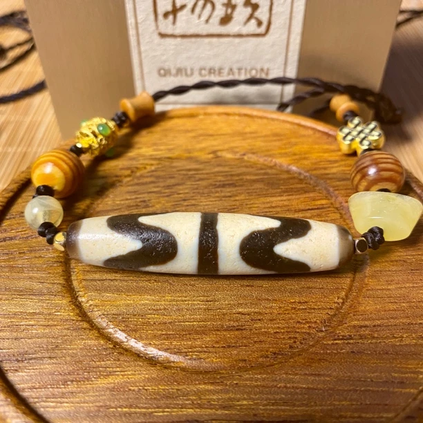 纯手工制作 藏地严选 黑白分明 双虎牙 精美配饰 大尺寸回流珠