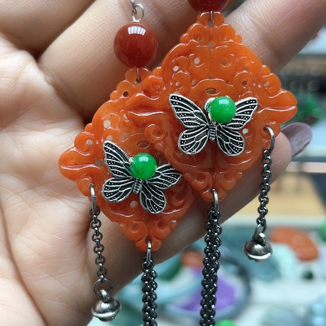 翡翠未镶嵌颈饰耳环