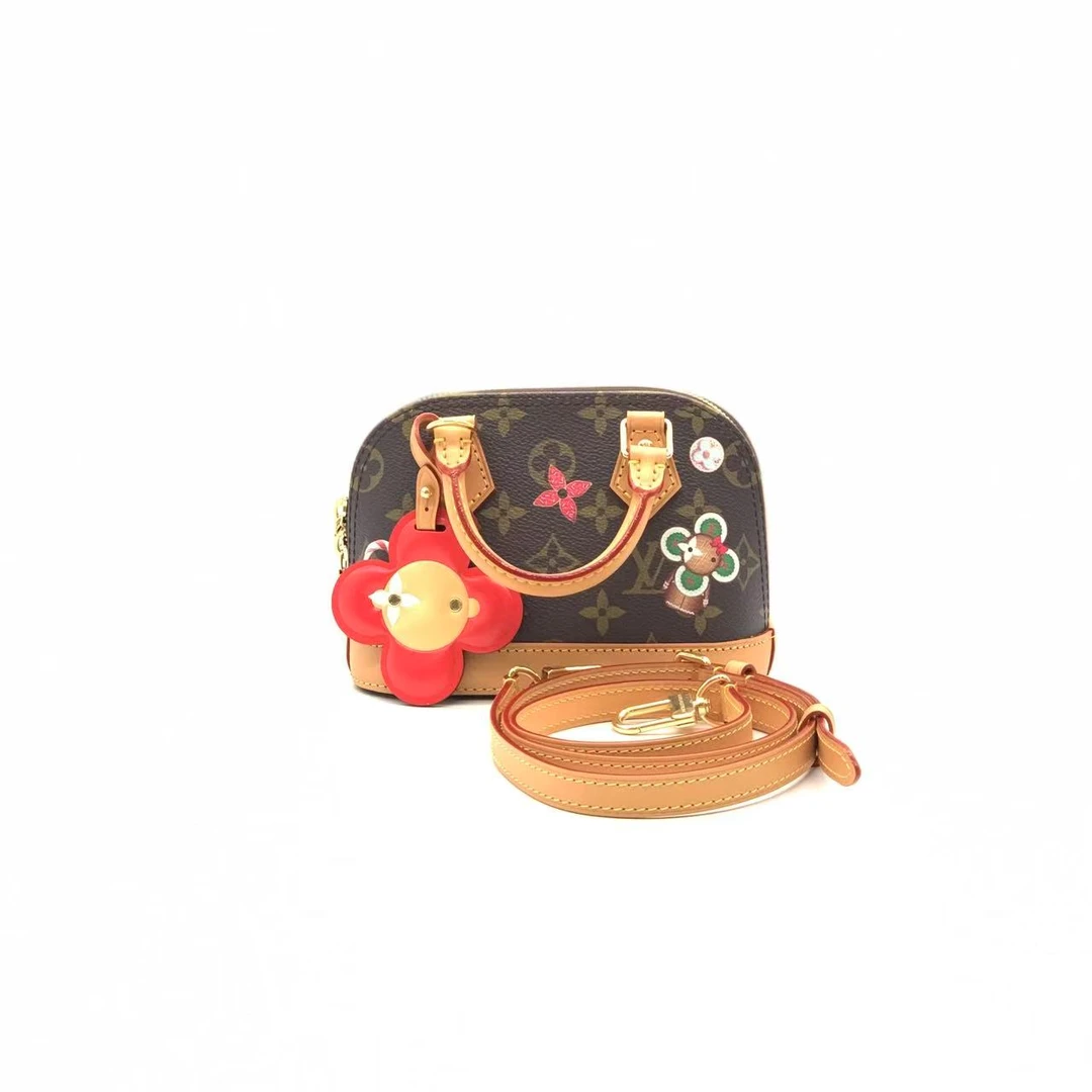 99新 LouisVuitton/路易威登 老花贝壳nano斜挎包/限定款