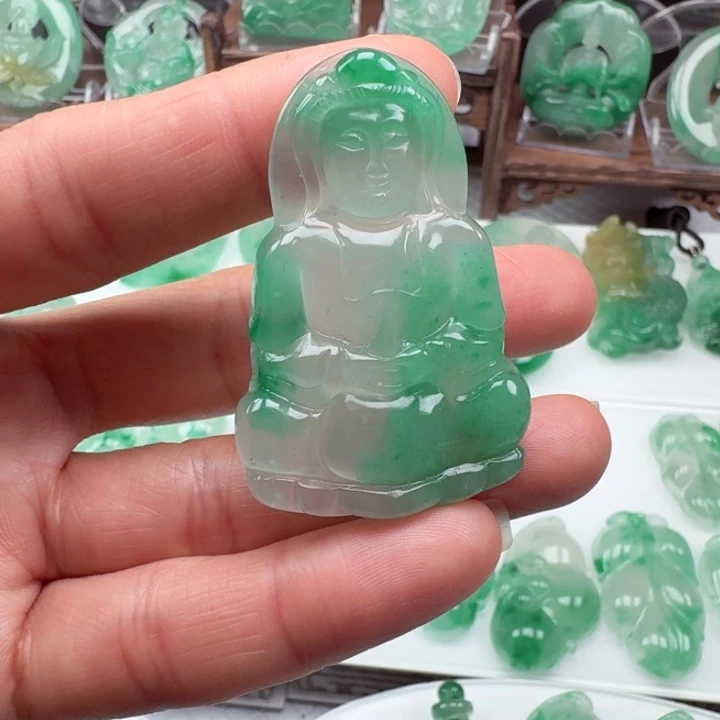 石英质玉颈饰未镶嵌黄****行