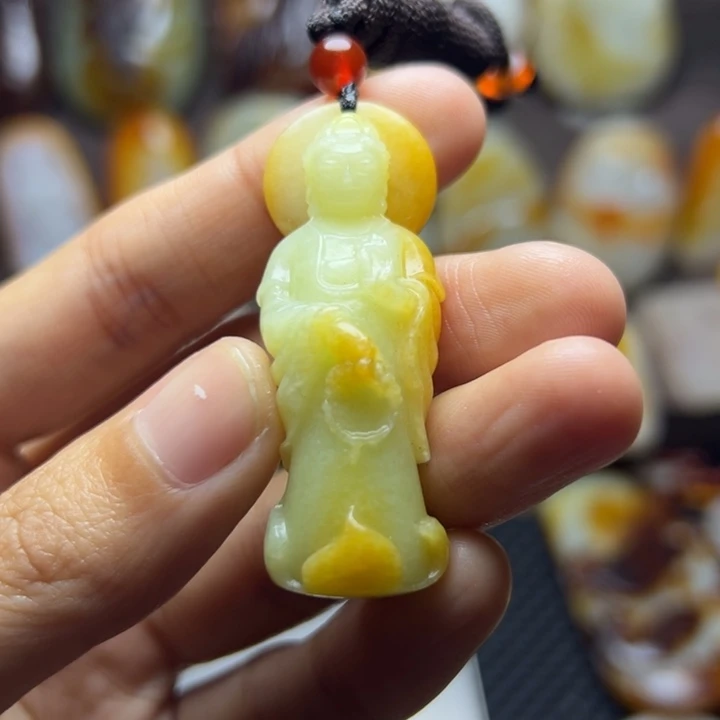 和田玉未镶嵌颈饰