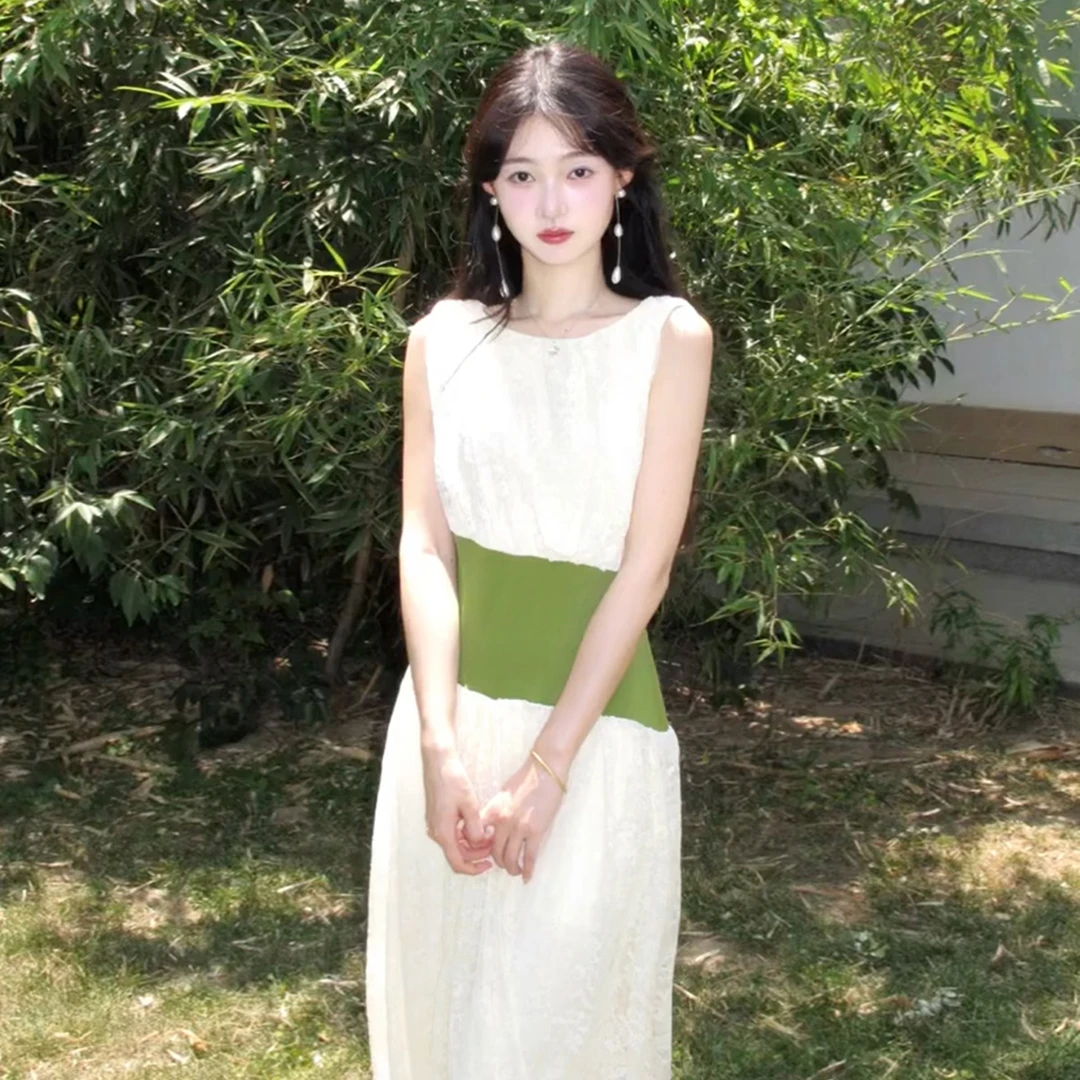 法式白色无袖吊带背心连衣裙女夏季2025新款绝美漂亮蕾丝碎花长裙