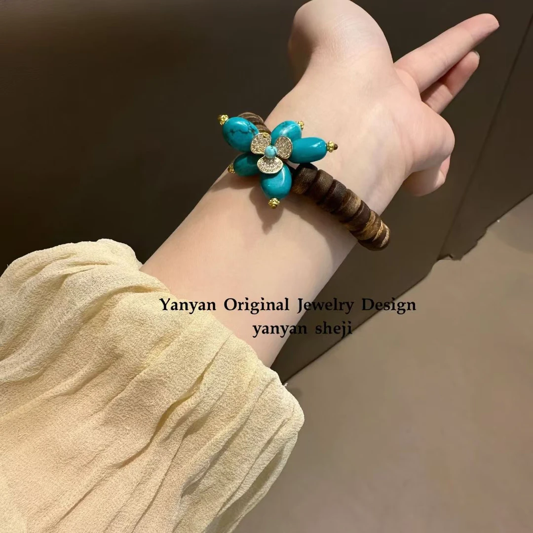 非金属仿水晶项链 绿松片片zhu多样性发一