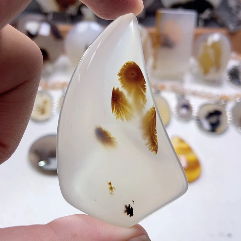 【闪购商品】玛瑙/玉髓颈饰未镶嵌