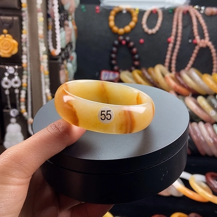 石英质玉未镶嵌手镯