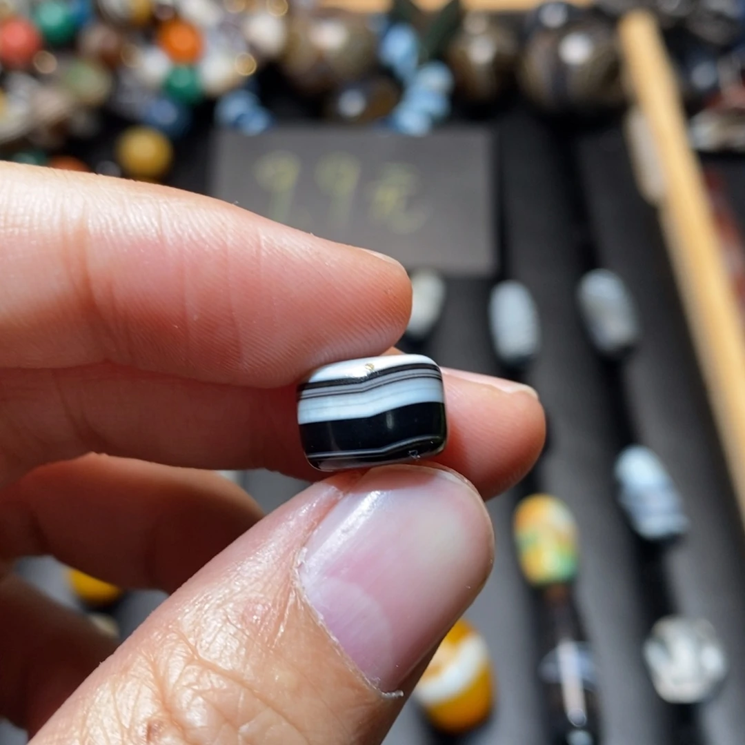 玛瑙/玉髓颈饰未镶嵌禅*心