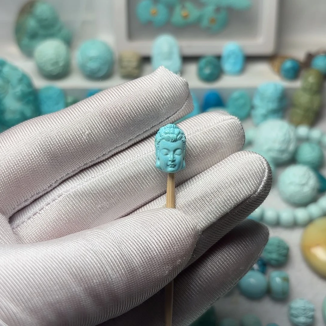 绿松石未镶嵌雕刻件没*假