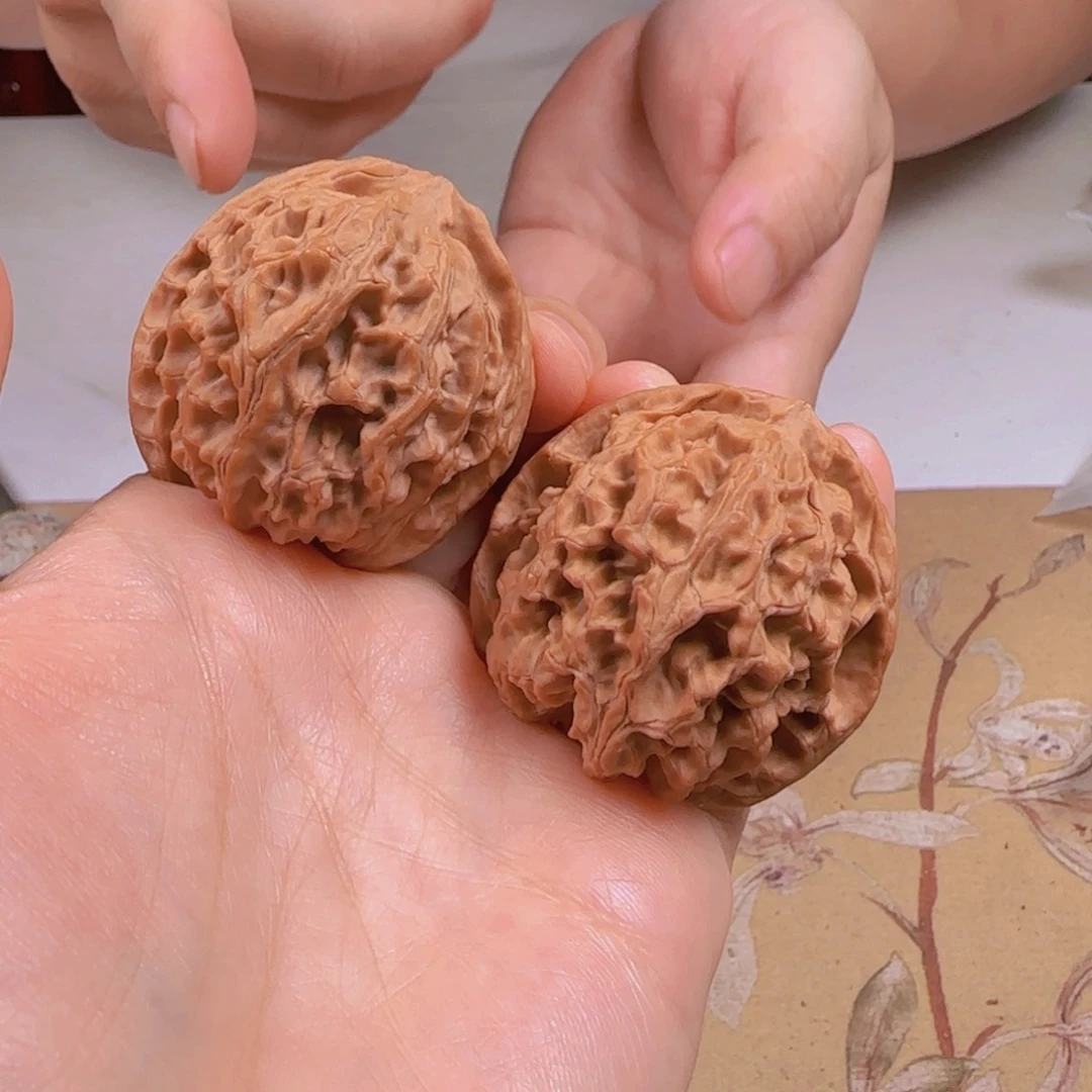 文玩核桃吊坠空*苹果40-811