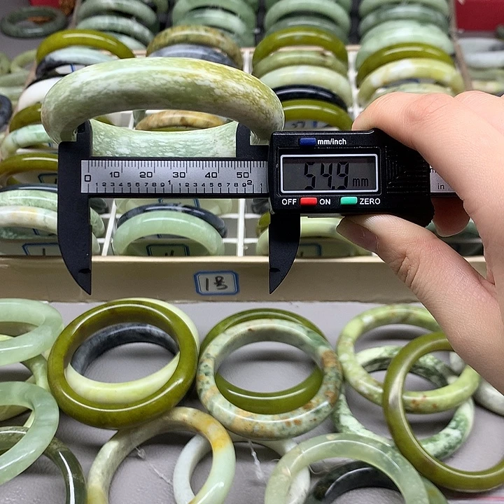 蛇纹石玉合金手镯35