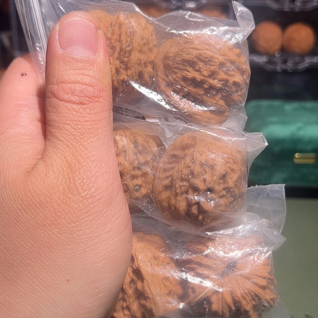 程***哥文玩核桃吊坠四座楼3对瑕疵