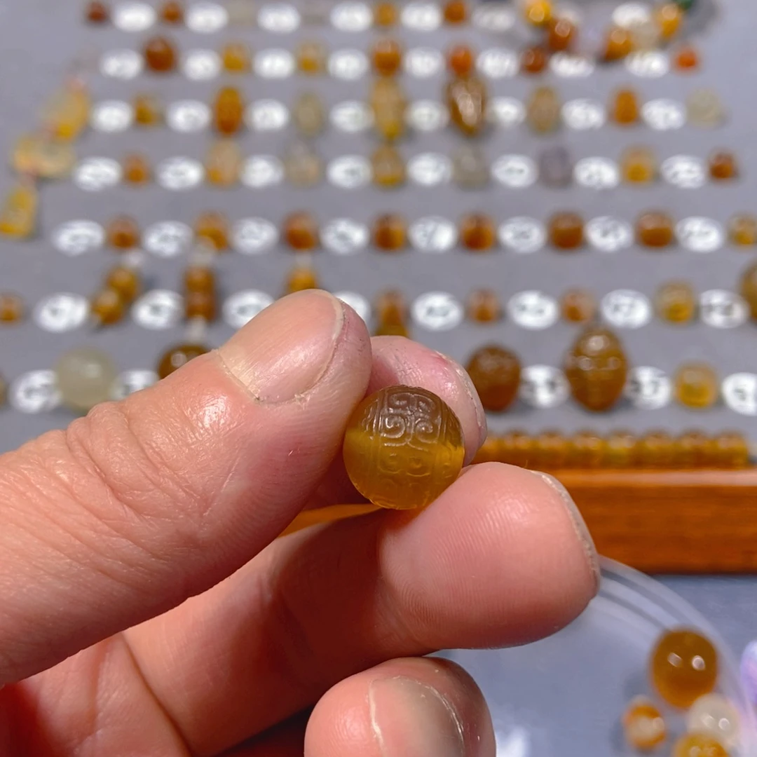 用***6玛瑙/玉髓合金颈饰珠