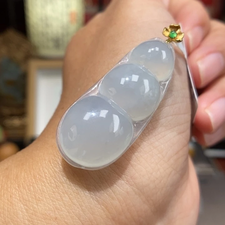 【闪购商品】颈饰18K金镶嵌翡翠78