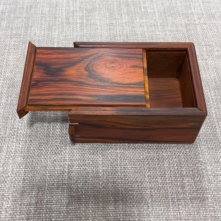 琉璃手工艺品红木工艺品雕刻工艺