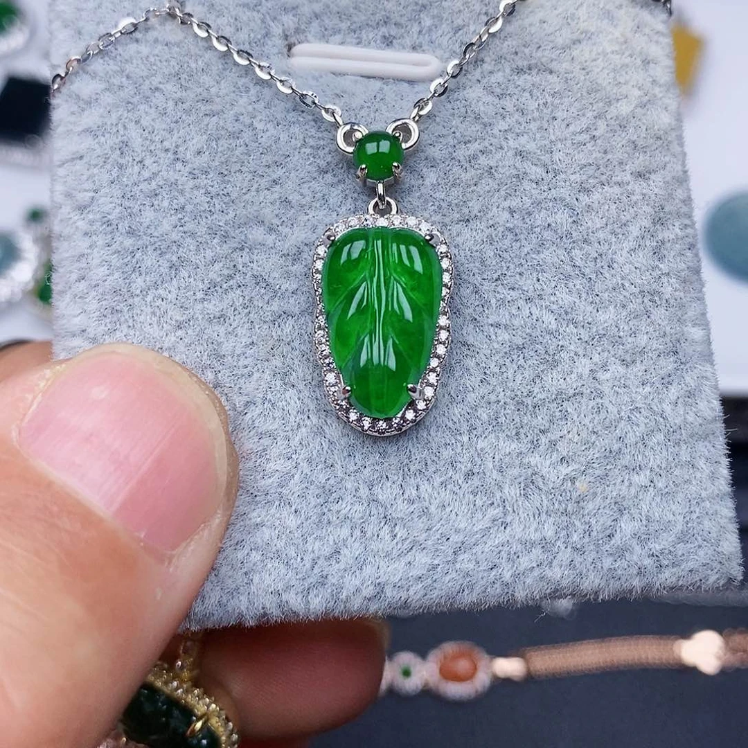 翡翠颈饰银S925镶嵌项链