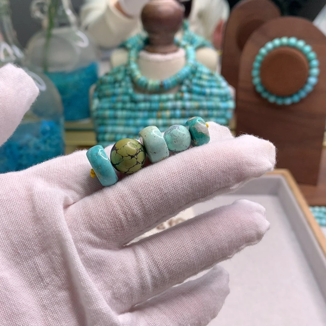 绿松石未镶嵌饰品