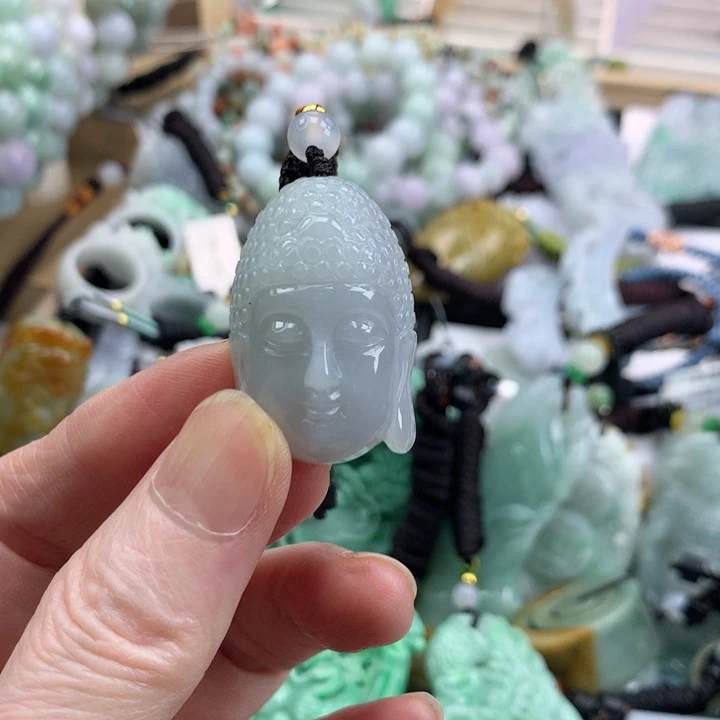 翡翠未镶嵌颈饰吊坠