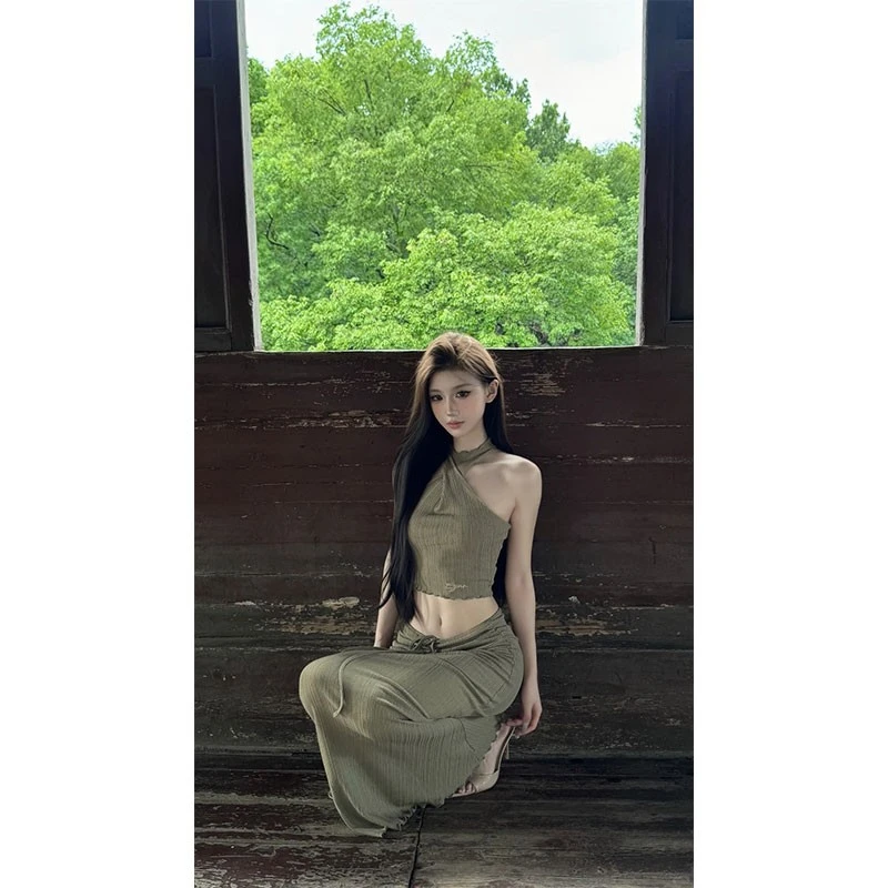 御姐性感辣妹套装气质巨好看复古无袖挂脖上衣包臀半身裙子两件套