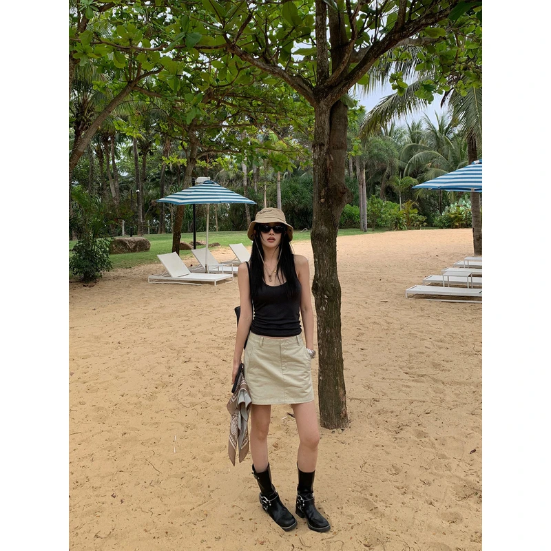 左边女装修身A字裙2025夏季新款简约H型休闲短裙(内有安全裤)