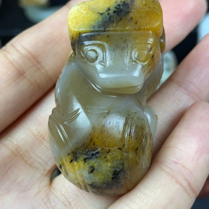 未镶嵌和田玉把件飞*