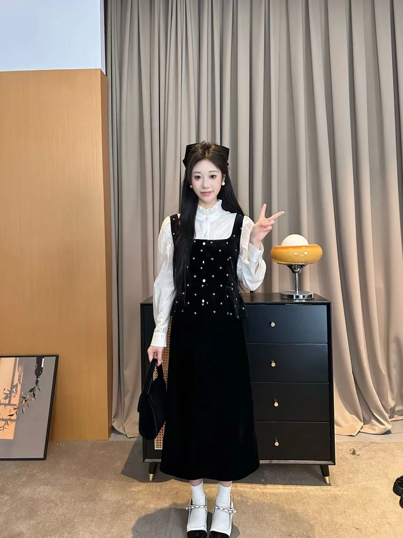 周【星辰物语】秋季NEW 甜美风丝绒套装减龄少女显瘦半裙两件套