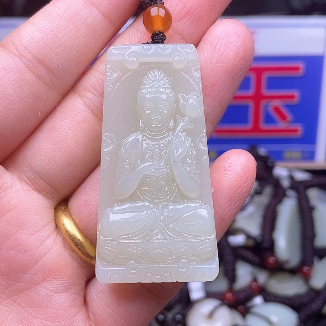 颈饰未镶嵌和田玉