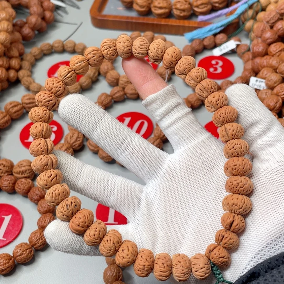 文玩核桃手串12.5mm小蟠桃手持