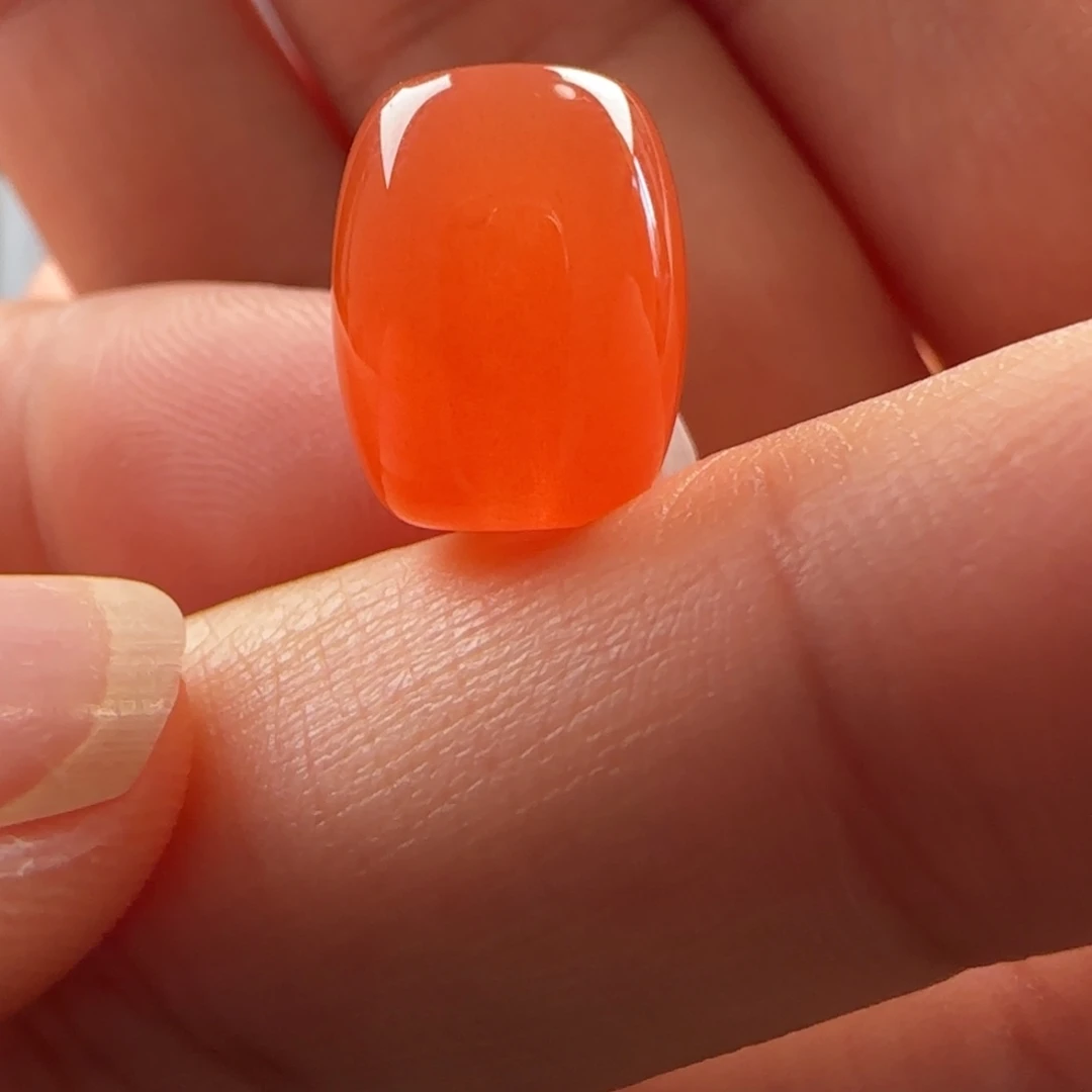 南红玛瑙未镶嵌桶珠：9.9x12.4