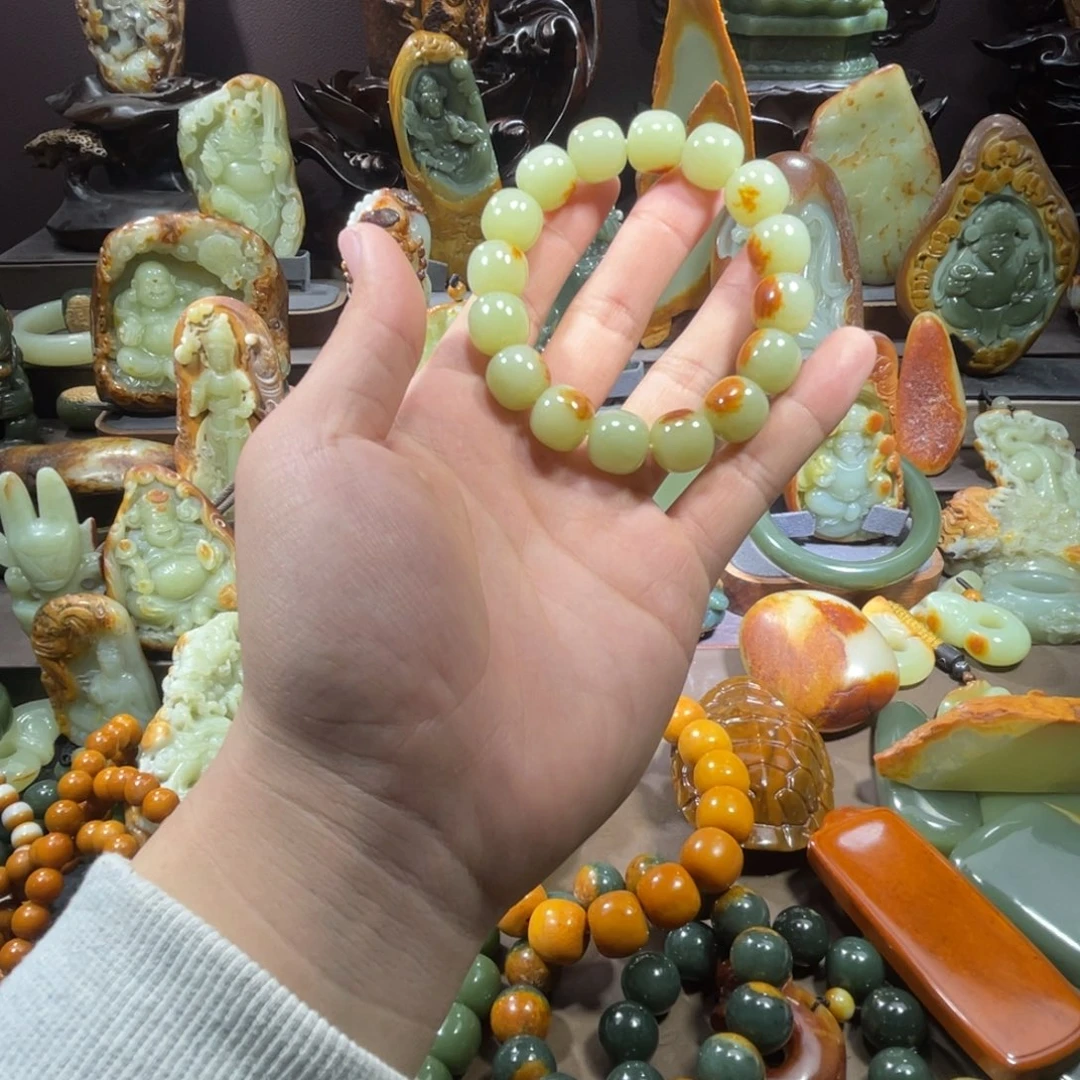 透闪石质玉未镶嵌珠宝奇石